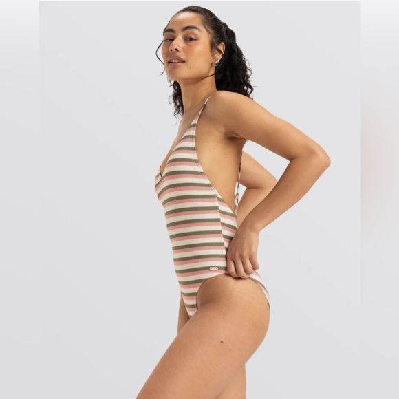 ROXY Saidia One Piece Swimsuit - Picture 3 of 8